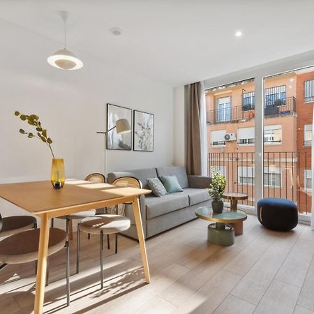 Limehome Valencia Carrer Del Pare Palau I Quer Buitenkant foto