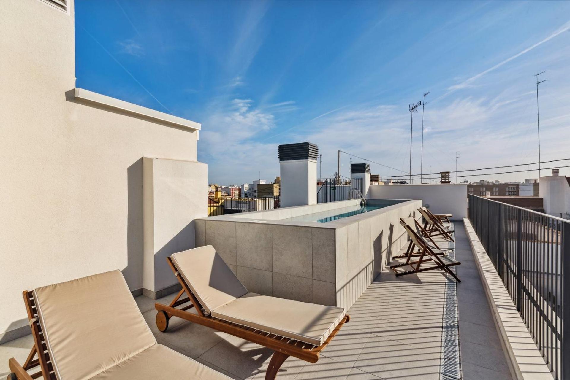 Limehome Valencia Carrer Del Pare Palau I Quer Buitenkant foto