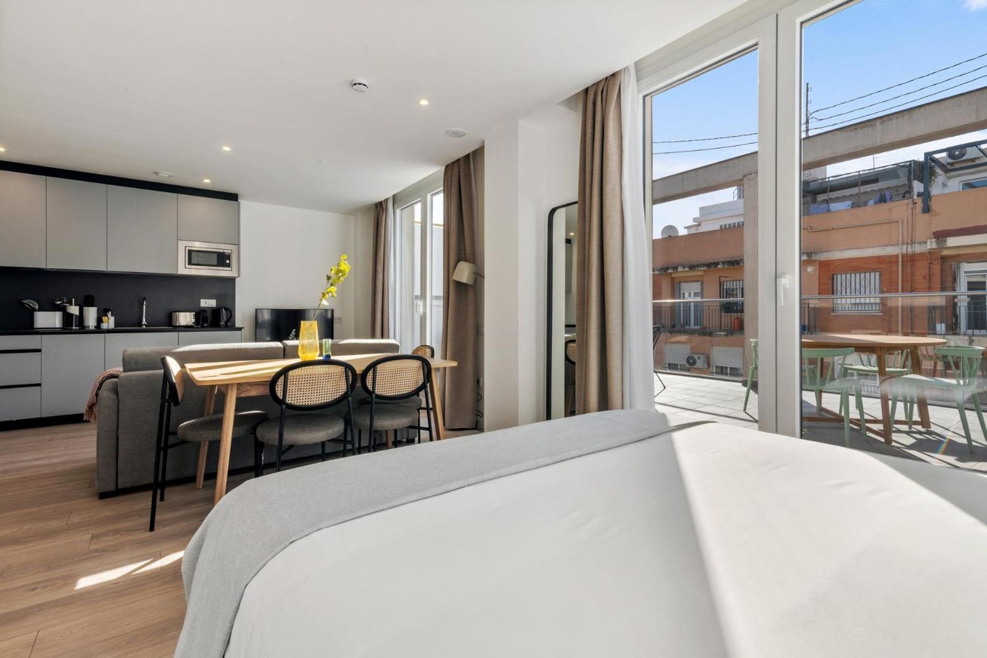 Limehome Valencia Carrer Del Pare Palau I Quer Buitenkant foto
