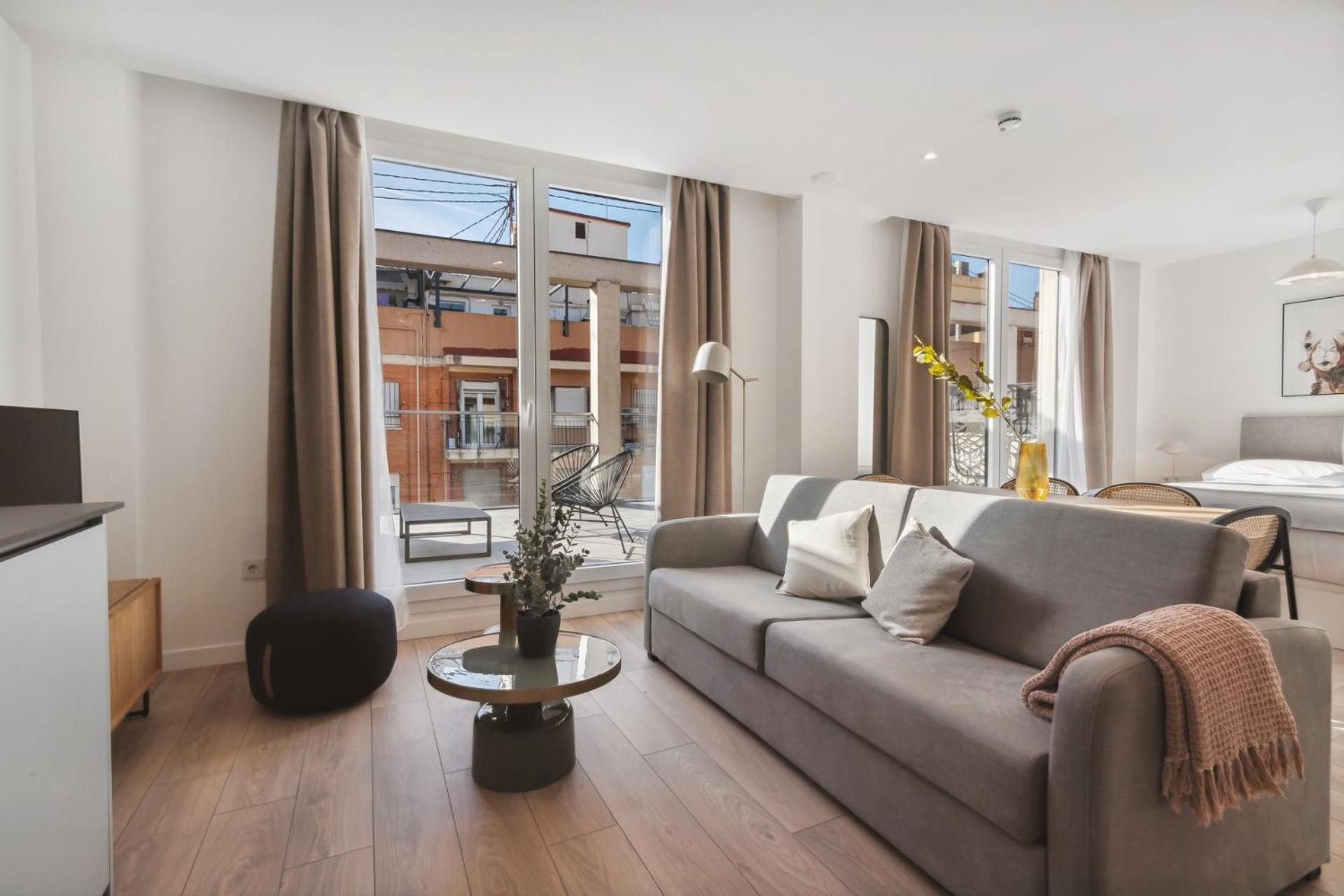 Limehome Valencia Carrer Del Pare Palau I Quer Buitenkant foto
