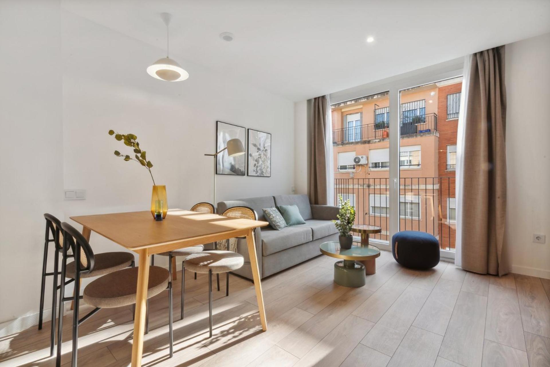 Limehome Valencia Carrer Del Pare Palau I Quer Buitenkant foto