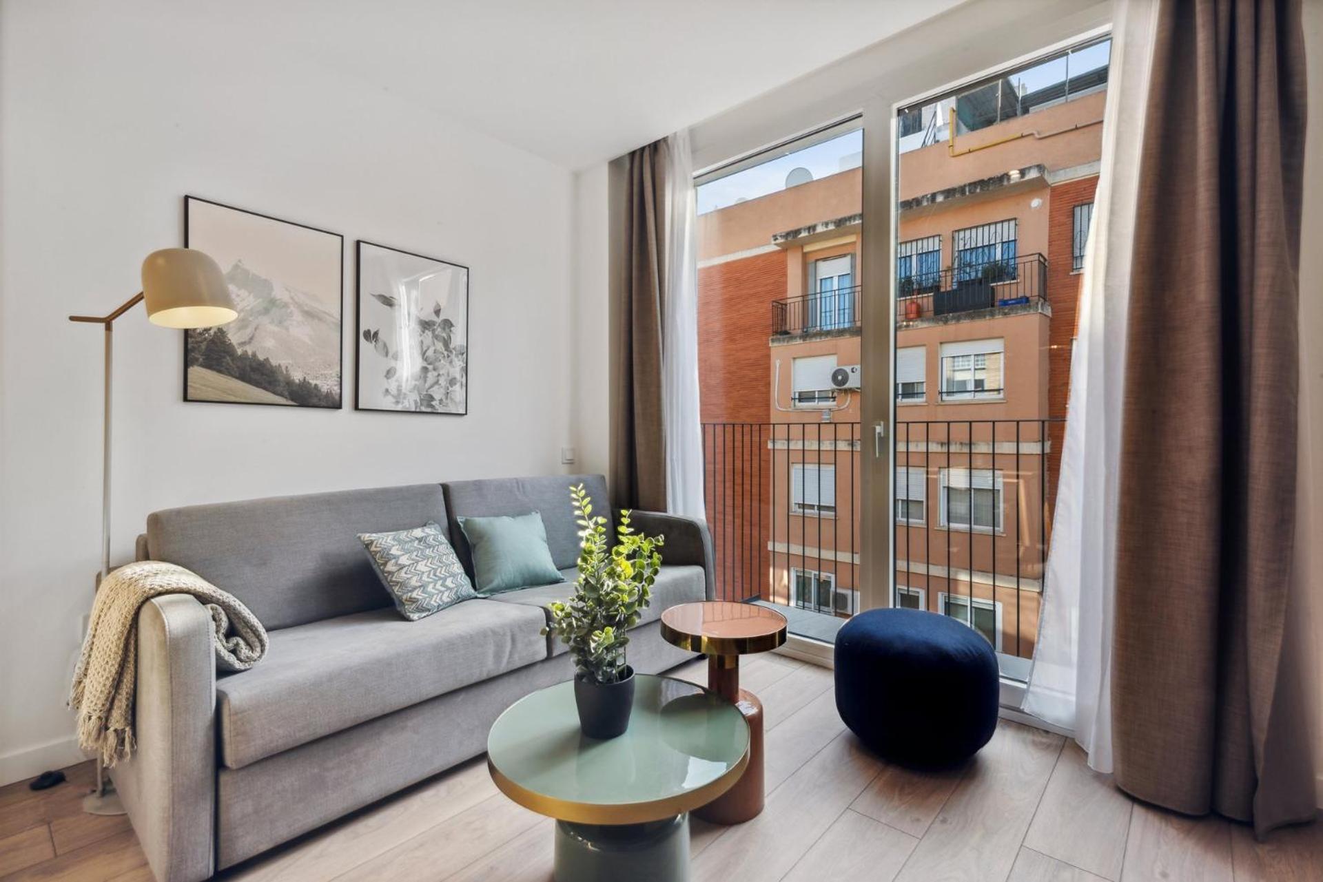 Limehome Valencia Carrer Del Pare Palau I Quer Buitenkant foto