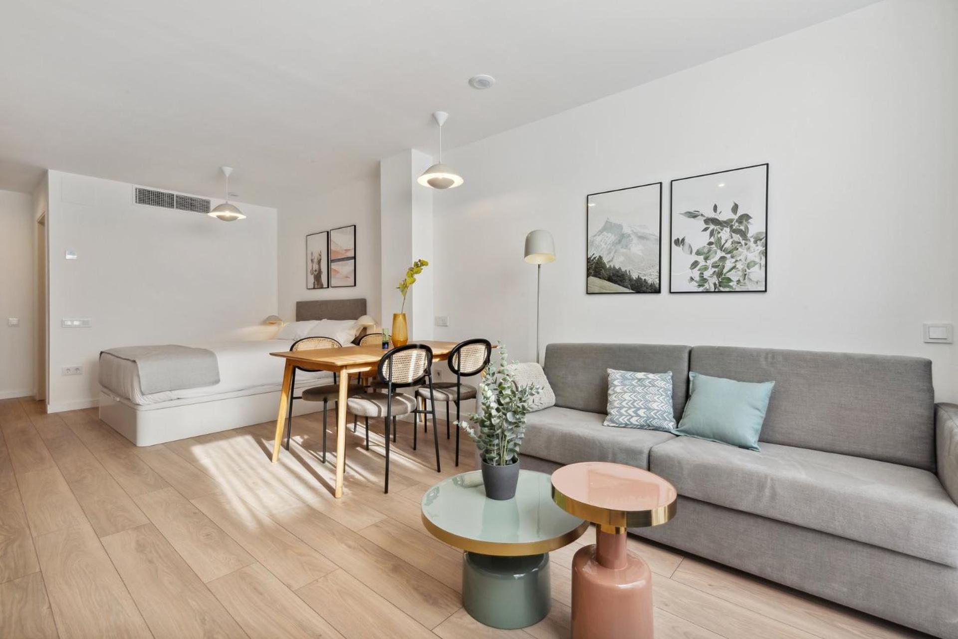 Limehome Valencia Carrer Del Pare Palau I Quer Buitenkant foto