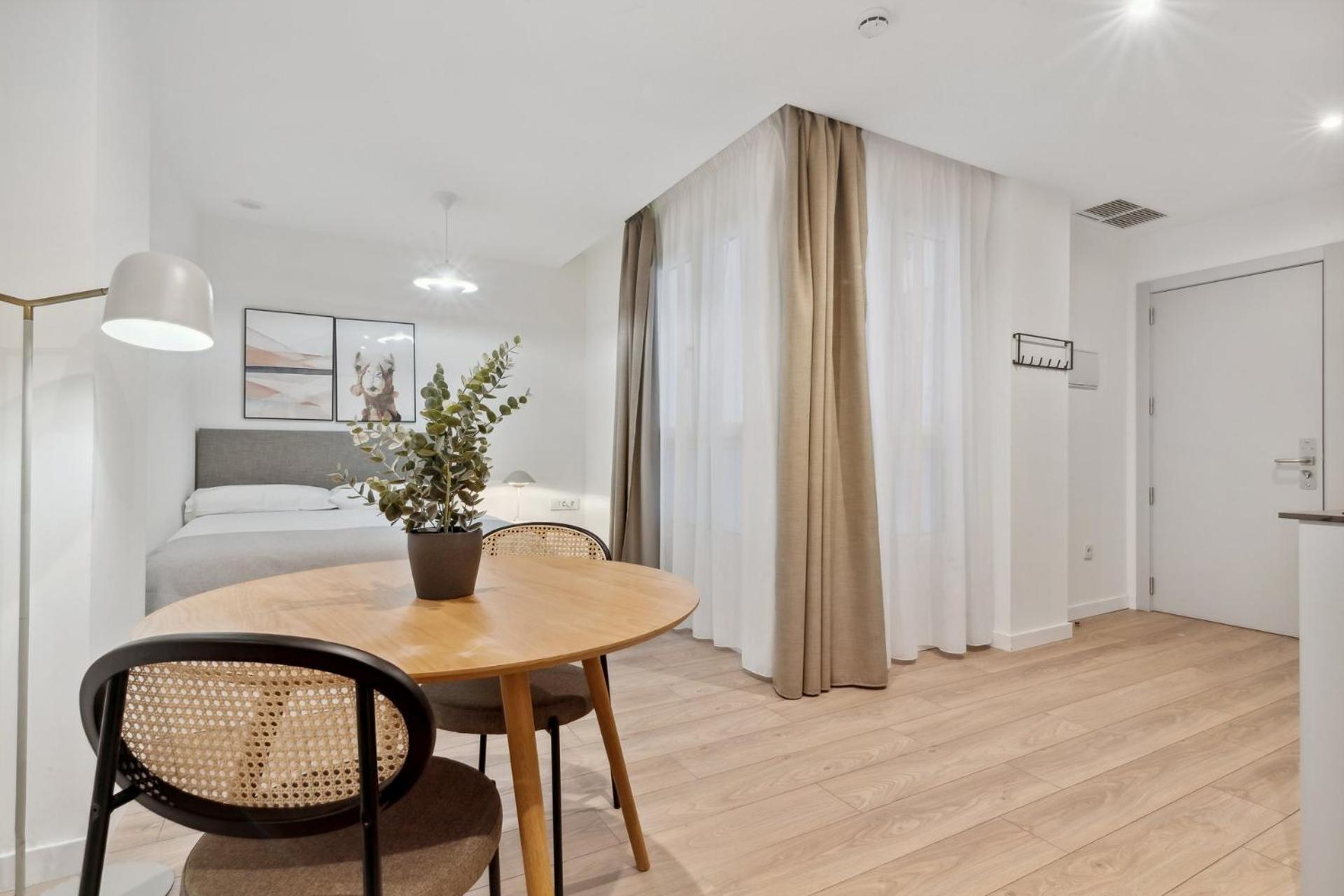 Limehome Valencia Carrer Del Pare Palau I Quer Kamer foto
